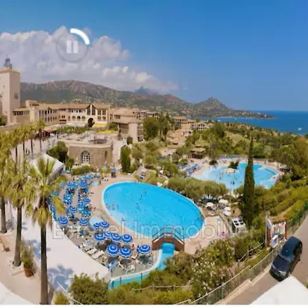 Cap Esterel Studio 4 Pers Equipe, Belle Vue Golf, Centre Village Pierre & Vacances , Parking Inclu Et 5 Piscines Acces Gratuit, Clim, Wifi, Tv, Lave-Vaisselle Et Lave-Linge,Four, Plancha Saint-Raphael  Exterior photo