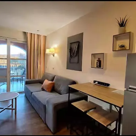 Cap Esterel Studio 4 Pers Equipe, Belle Vue Golf, Centre Village Pierre & Vacances , Parking Inclu Et 5 Piscines Acces Gratuit, Clim, Wifi, Tv, Lave-Vaisselle Et Lave-Linge,Four, Plancha Saint-Raphael  Exterior photo