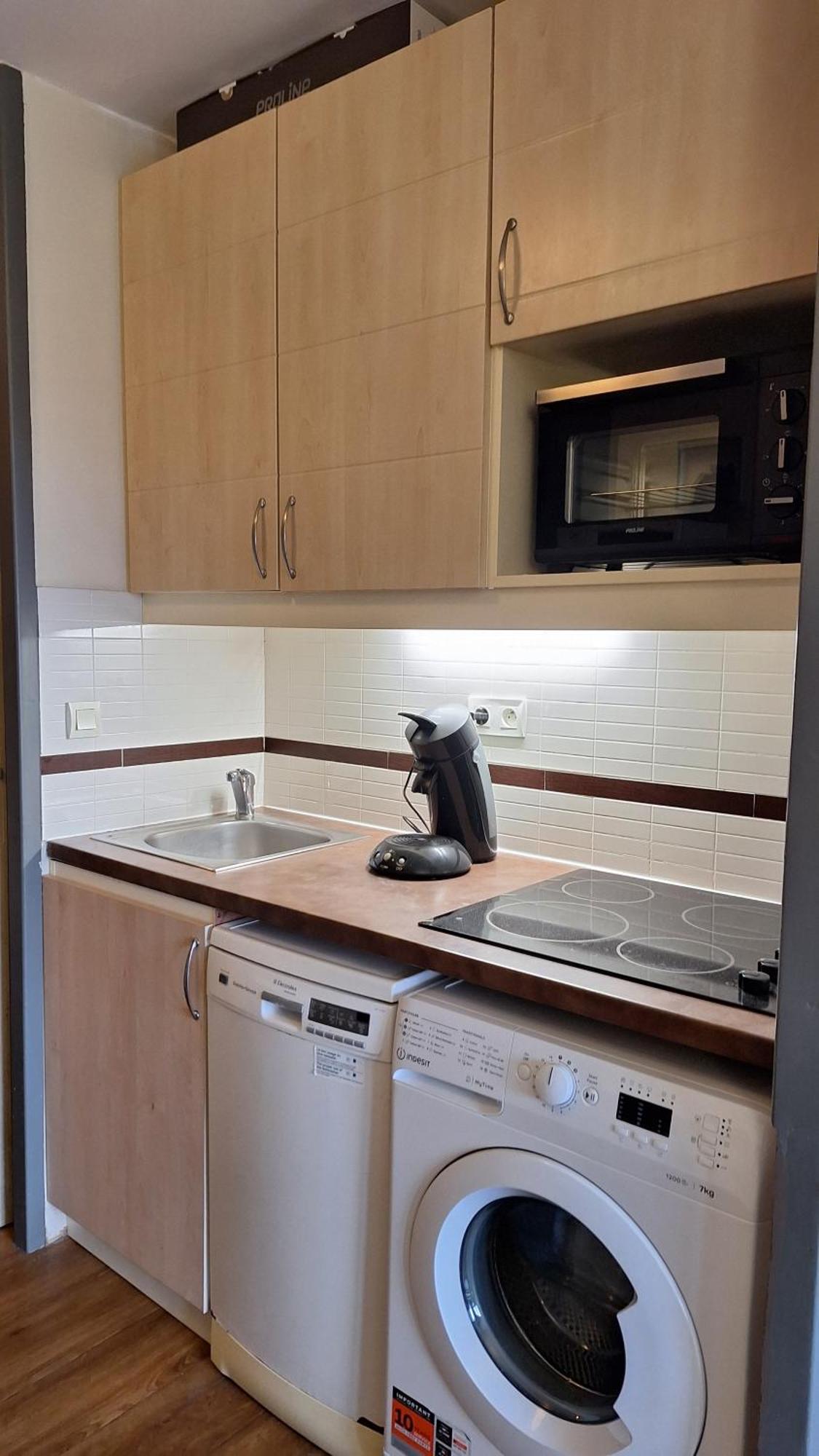 Apartment Cap Esterel 4 Pers Equipe, Belle Vue Golf, Centre Village Pierre & , Parking Inclu Et 5 Piscines Acces Gratuit, Clim, Wifi, Tv, Lave-vaisselle Et Lave-linge,four, Plancha