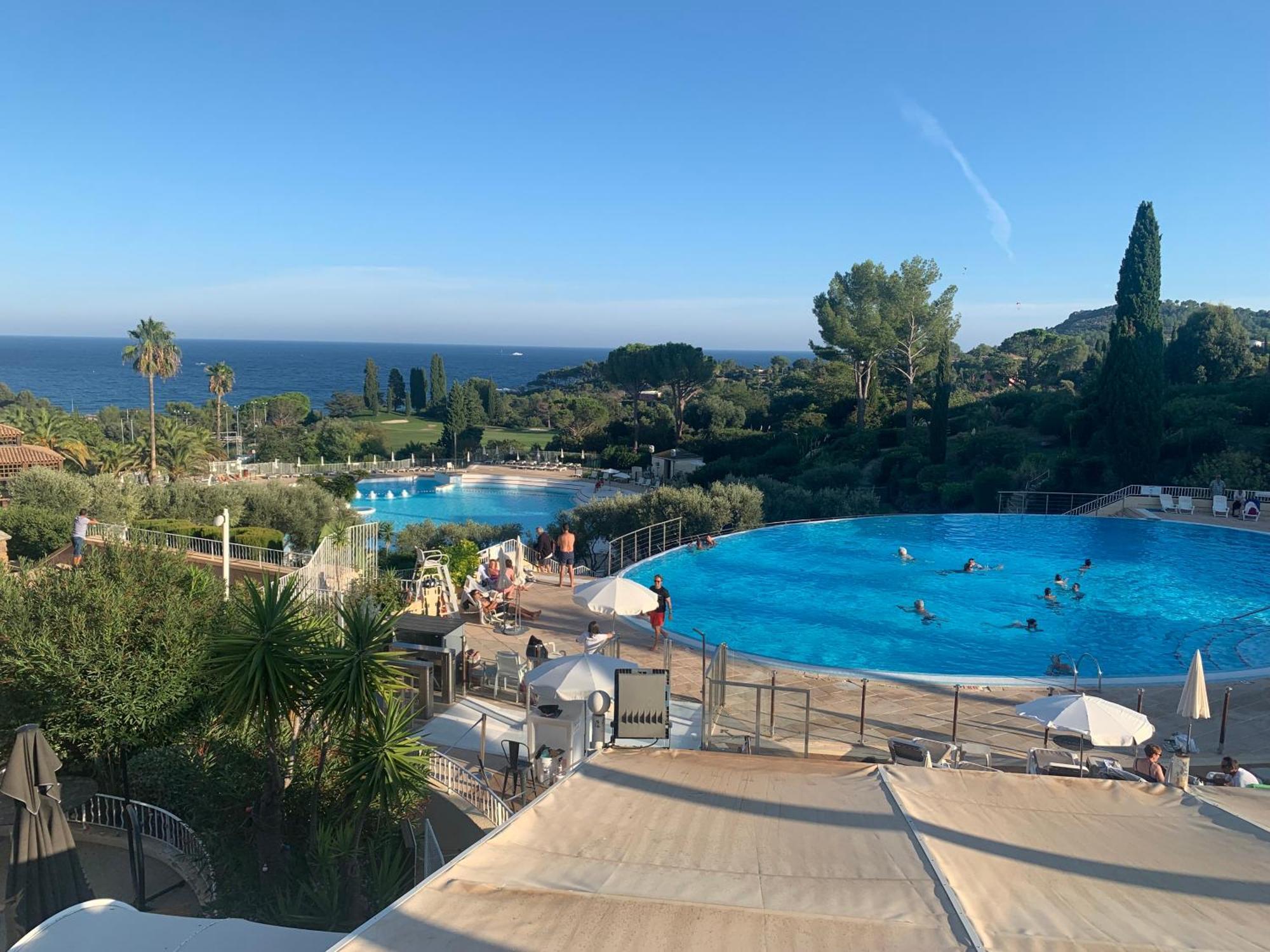 Cap Esterel 4 Pers Equipe, Belle Vue Golf, Centre Village Pierre & , Parking Inclu Et 5 Piscines Acces Gratuit, Clim, Wifi, Tv, Lave-vaisselle Et Lave-linge,four, Plancha Apartment